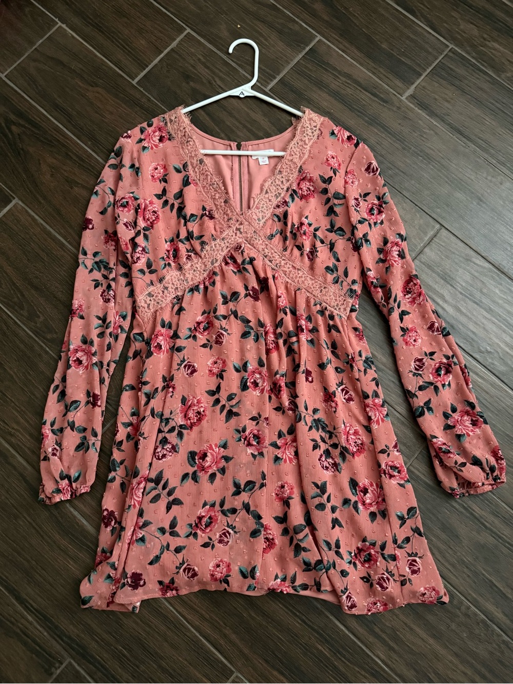 🦄Xhilaration Dusty Rose Floral Dress